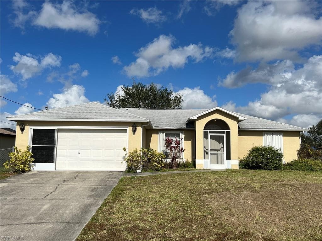 5216 Baron ST LEHIGH ACRES, FL 33971