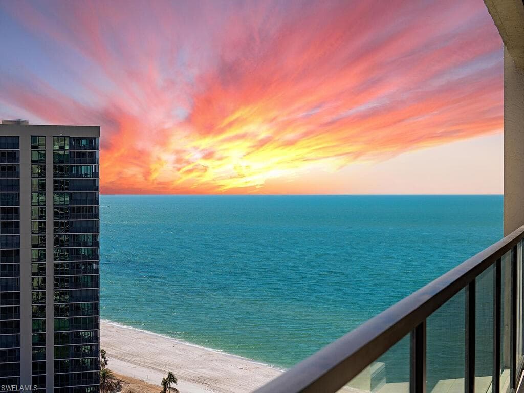 4901 Gulf Shore BLVD N 1803 NAPLES, FL 34103