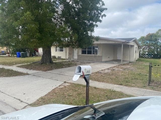 3522 Glenn DR FORT MYERS, FL 33901