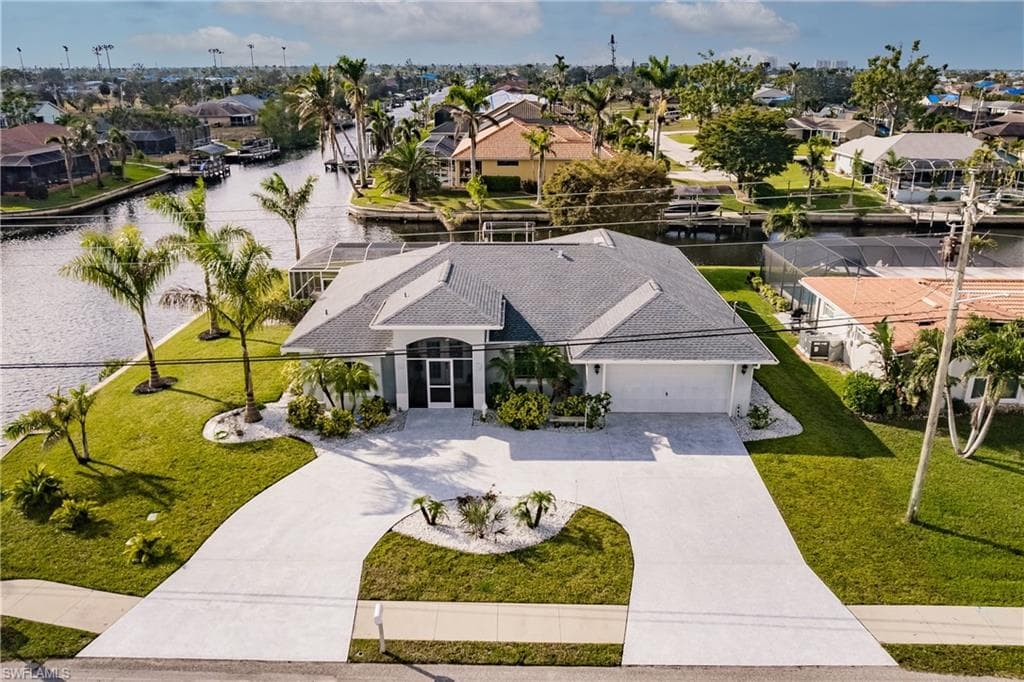 516 Mohawk PKWY CAPE CORAL, FL 33914