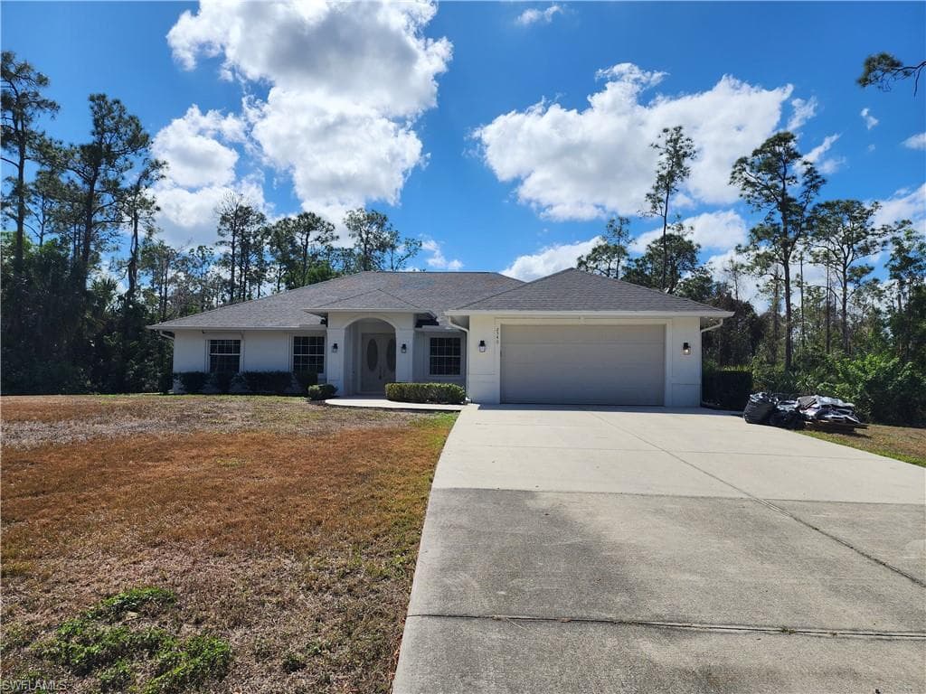 2540 27th AVE NE NAPLES, FL 34120
