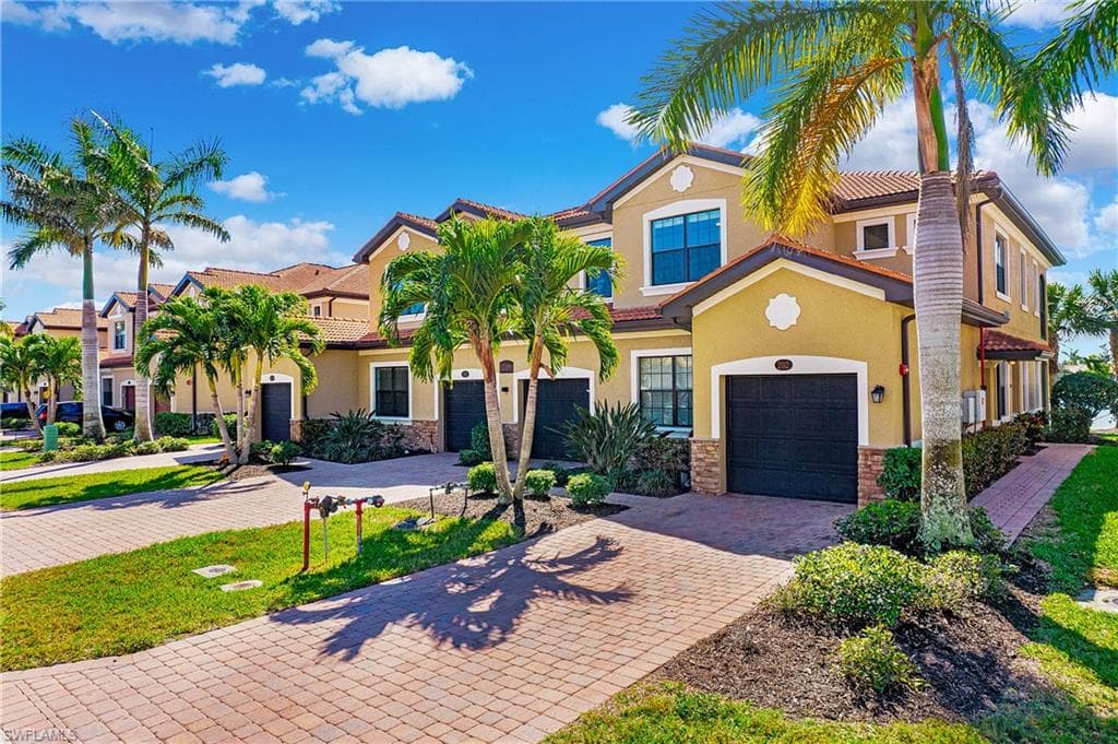 11309 Monte Carlo BLVD 202 BONITA SPRINGS, FL 34135