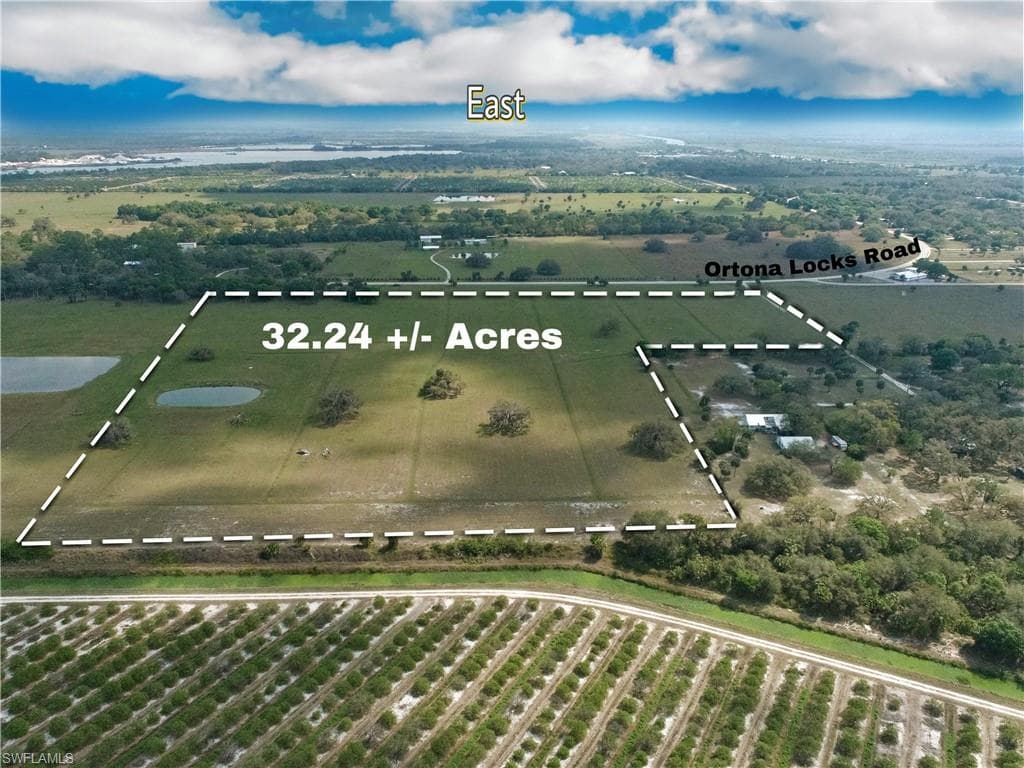 Ortona Locks RD MOORE HAVEN, FL 33471