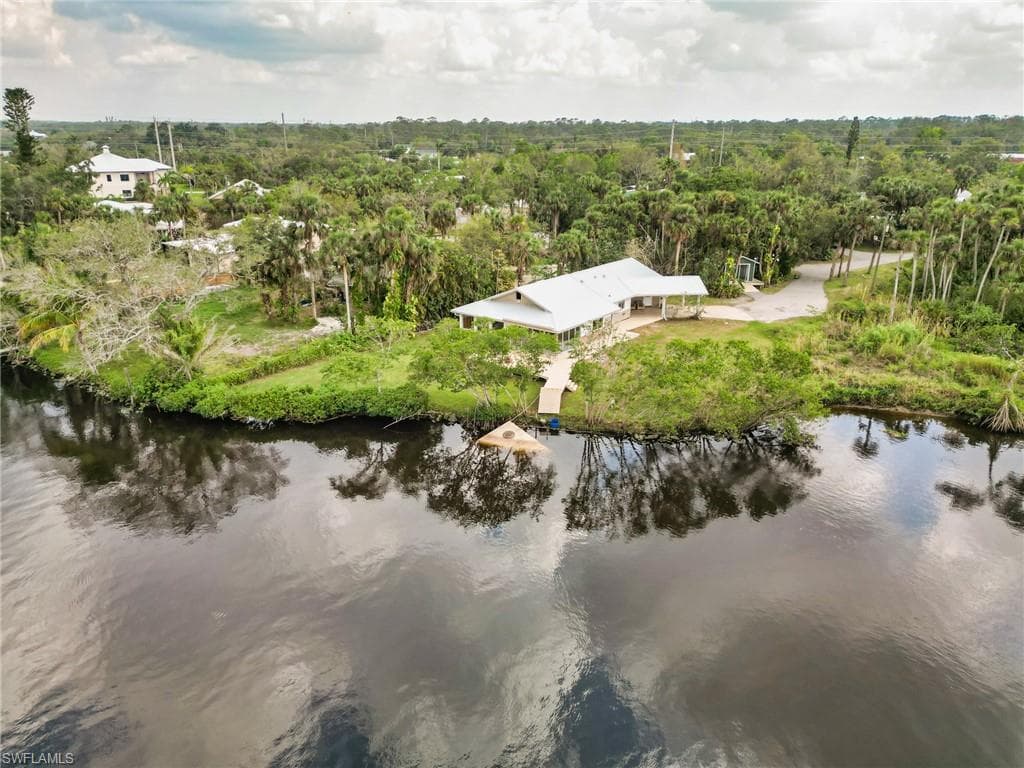 3720 Ellis RD FORT MYERS, FL 33905