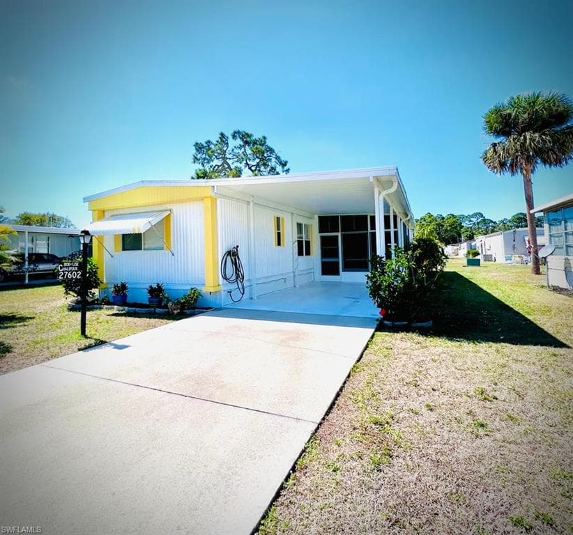 27602 Macke DR BONITA SPRINGS, FL 34135