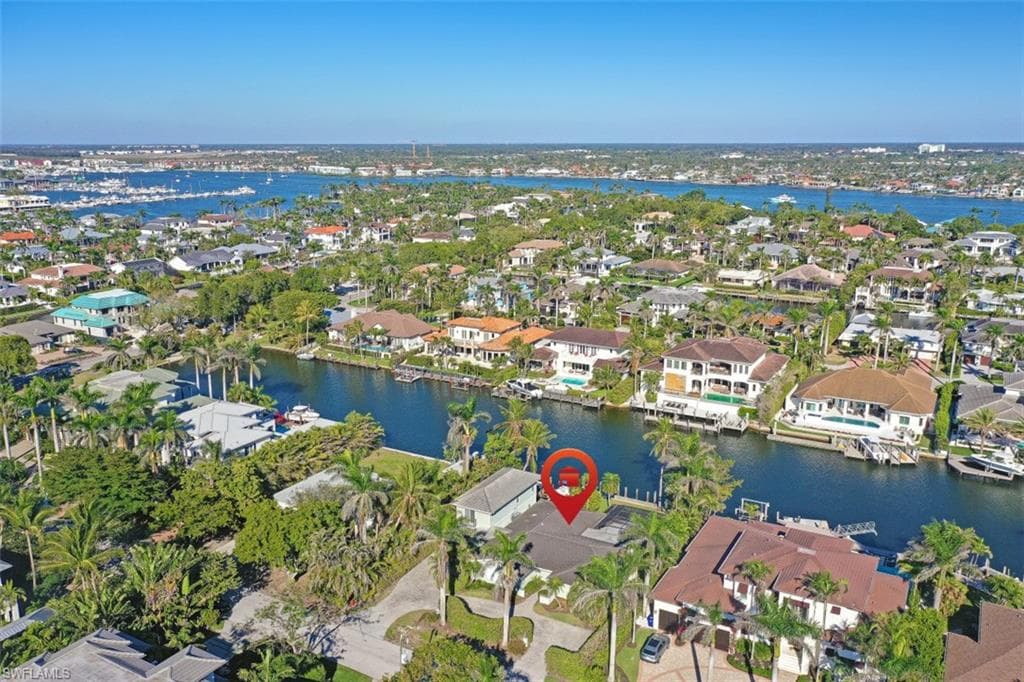 1935 5th ST S NAPLES, FL 34102