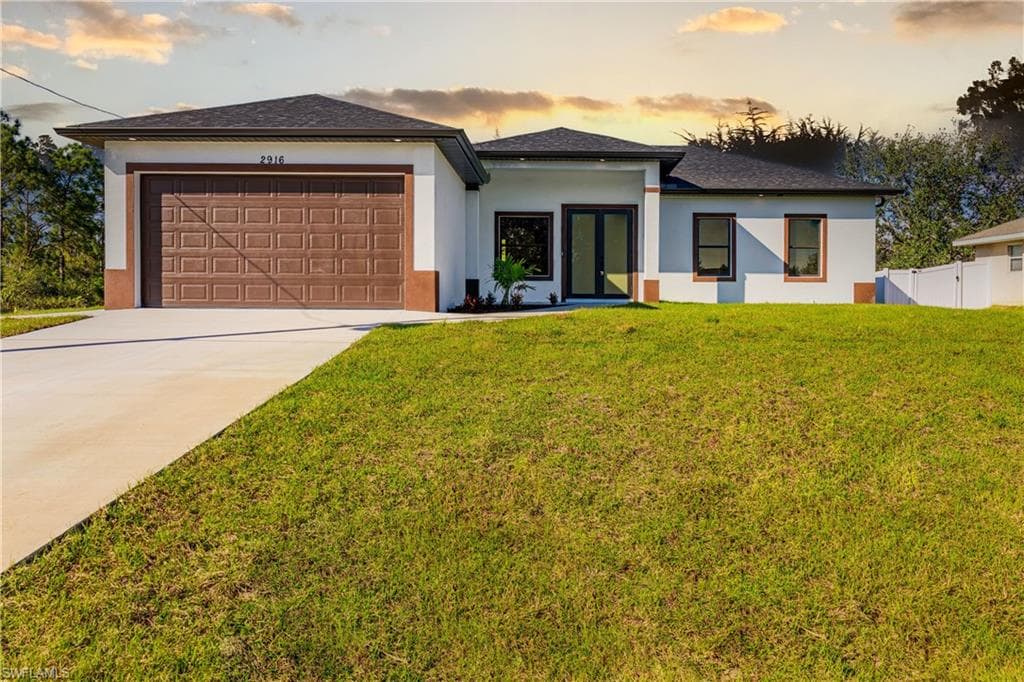 2916 49th ST SW LEHIGH ACRES, FL 33976