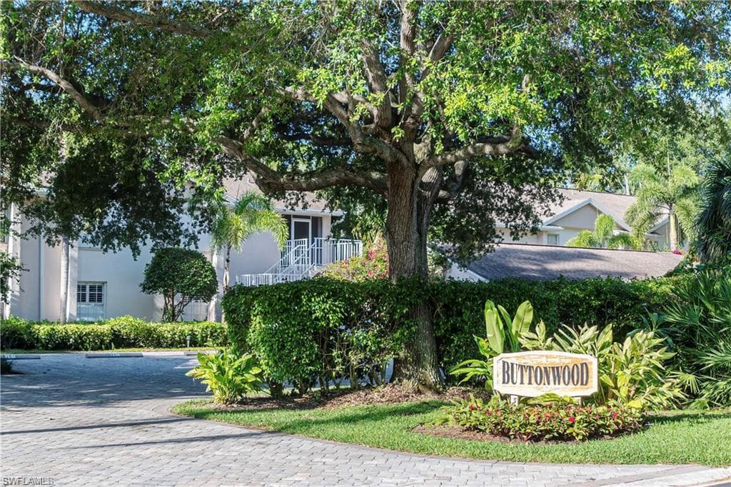 350 Bay Forest DR 102 NAPLES, FL 34110