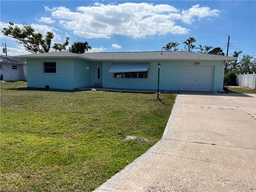 232 SE 45th ST CAPE CORAL, FL 33904