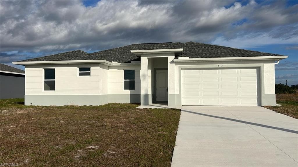 312 Kansas TER LABELLE, FL 33935