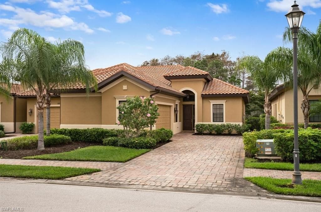 11072 Esteban DR FORT MYERS, FL 33912