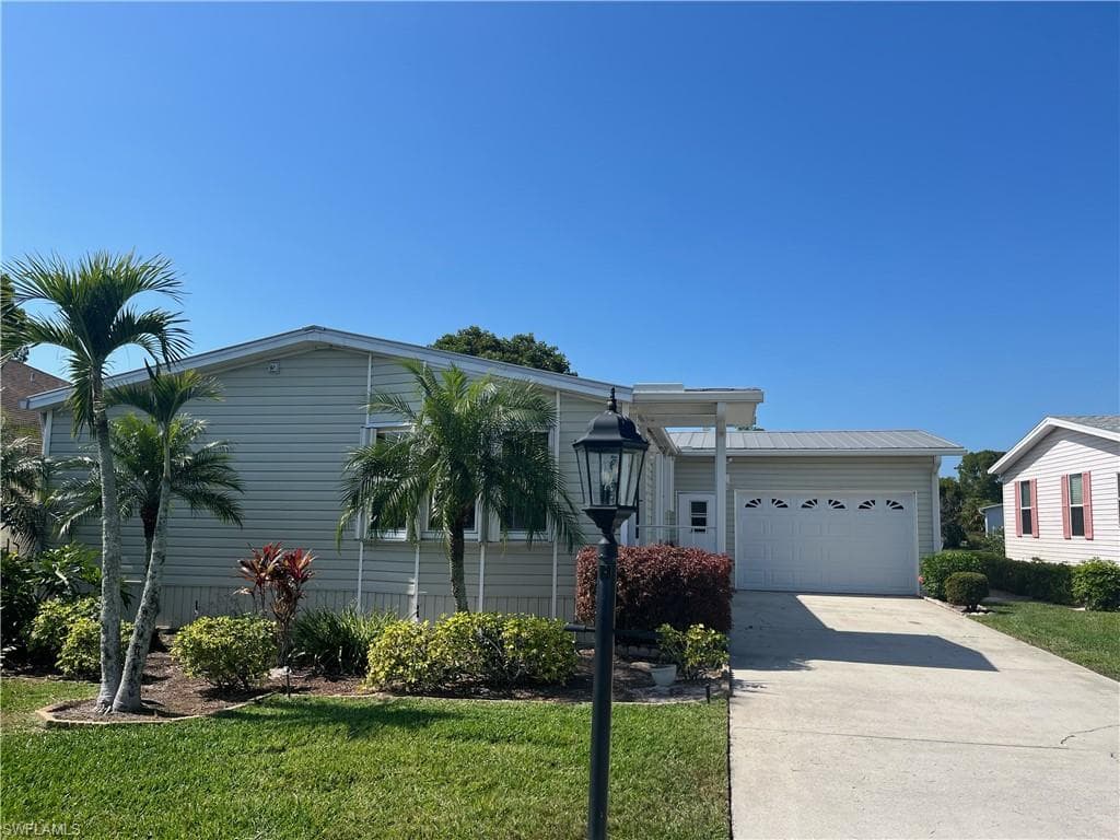 26239 Bonita Fairways CIR BONITA SPRINGS, FL 34135