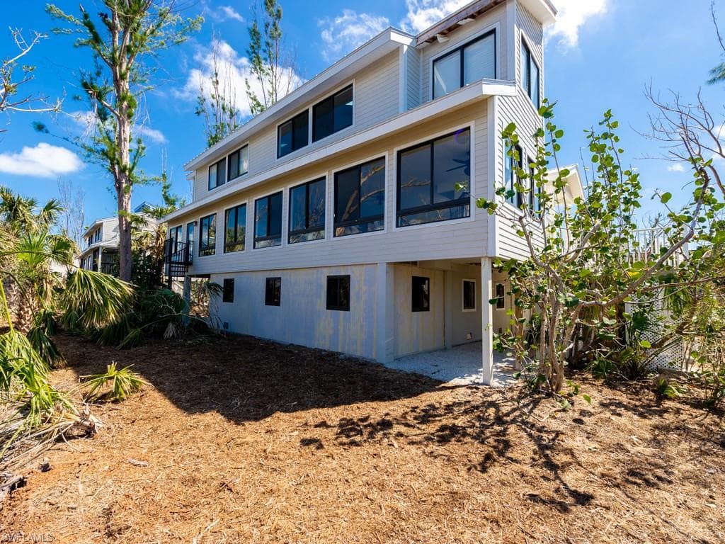 1398 Middle Gulf DR B SANIBEL, FL 33957