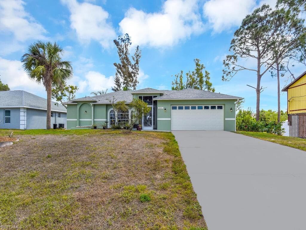 18661 Oriole RD FORT MYERS, FL 33967