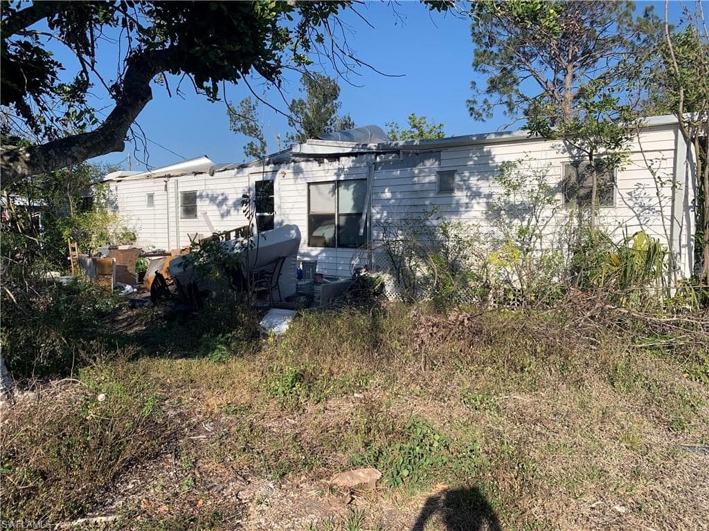 7825 Hart DR NORTH FORT MYERS, FL 33917