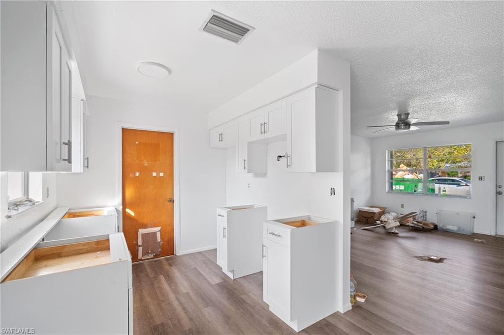 13813 5th ST FORT MYERS, FL 33905
