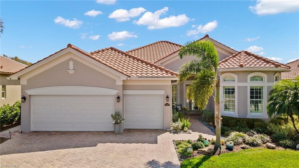 11037 Surrey PL FORT MYERS, FL 33913