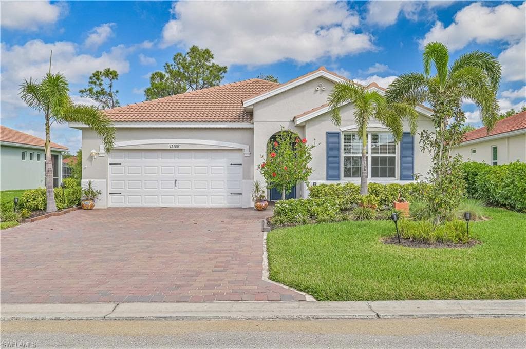 15108 Yellow Wood DR ALVA, FL 33920