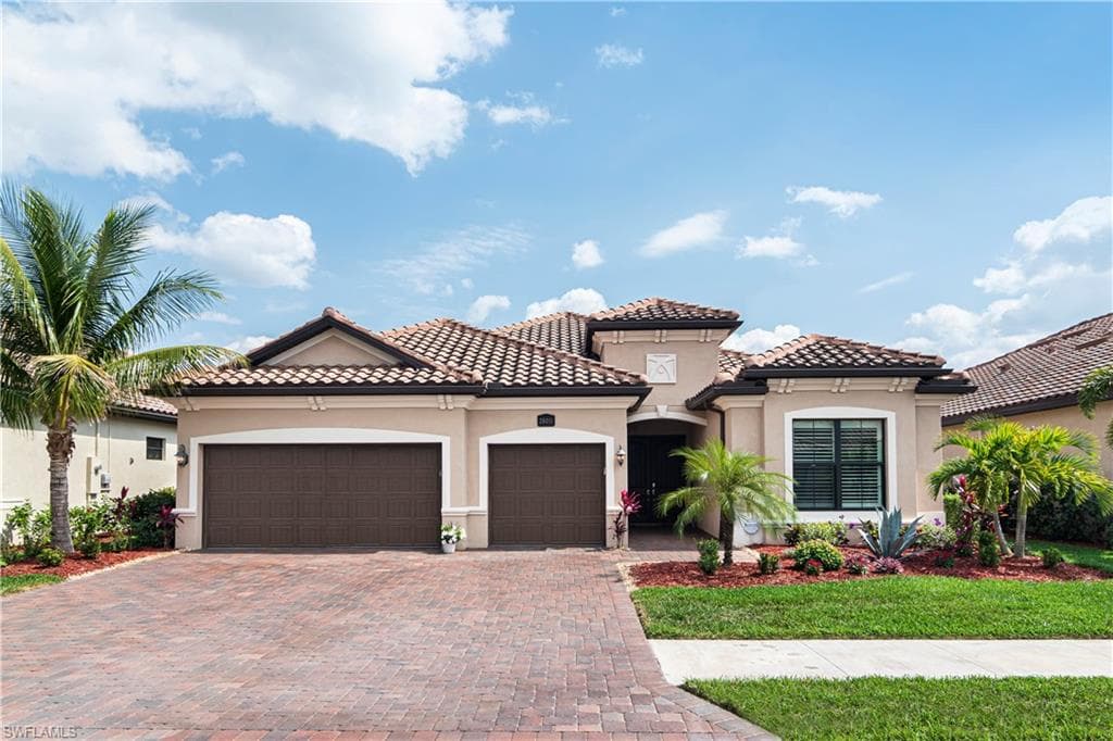 28011 Wicklow CT BONITA SPRINGS, FL 34135