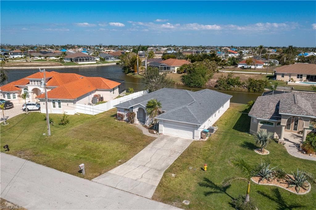 3709 SW 11th CT CAPE CORAL, FL 33914