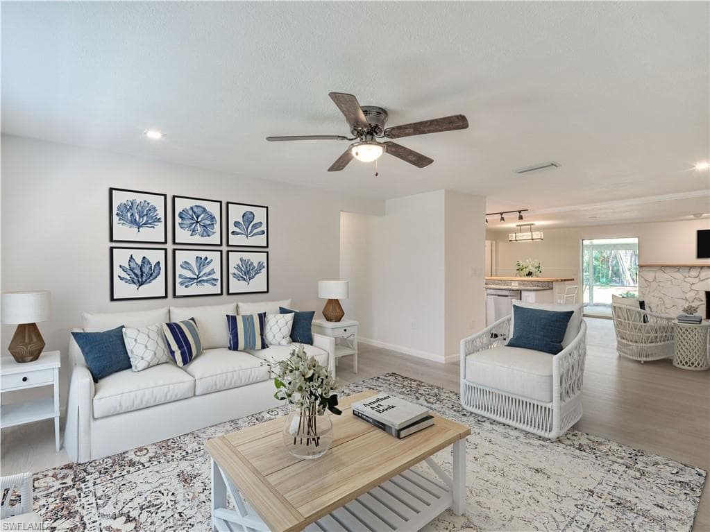 6850 Hendry Creek DR FORT MYERS, FL 33908