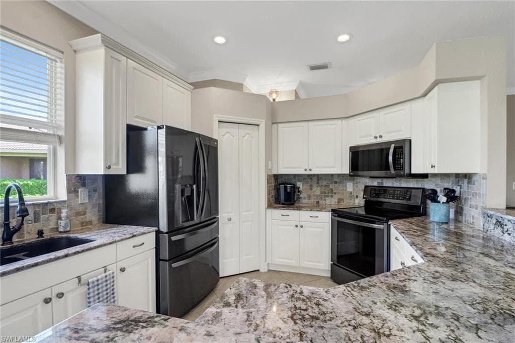 13604 Lucera CT ESTERO, FL 33928
