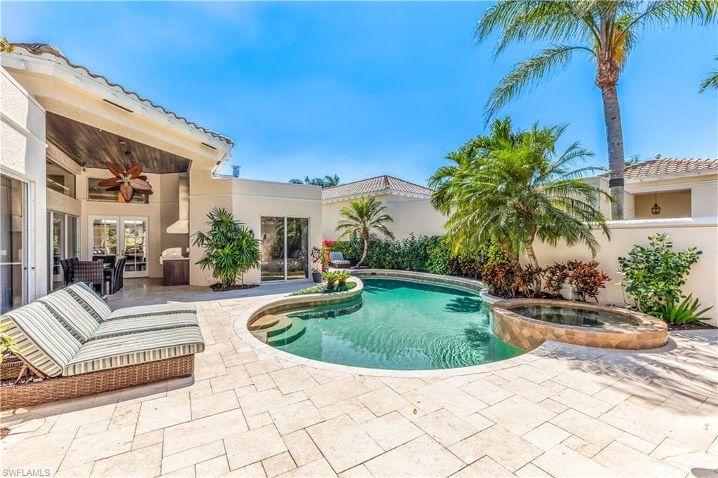 7980 Grand Bay DR 4 NAPLES, FL 34108
