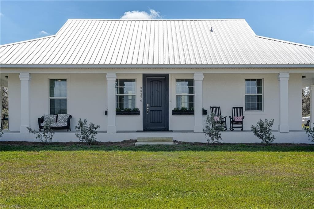 38270 Washington Loop RD PUNTA GORDA, FL 33982