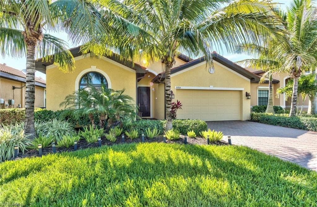 26304 Prince Pierre WAY BONITA SPRINGS, FL 34135