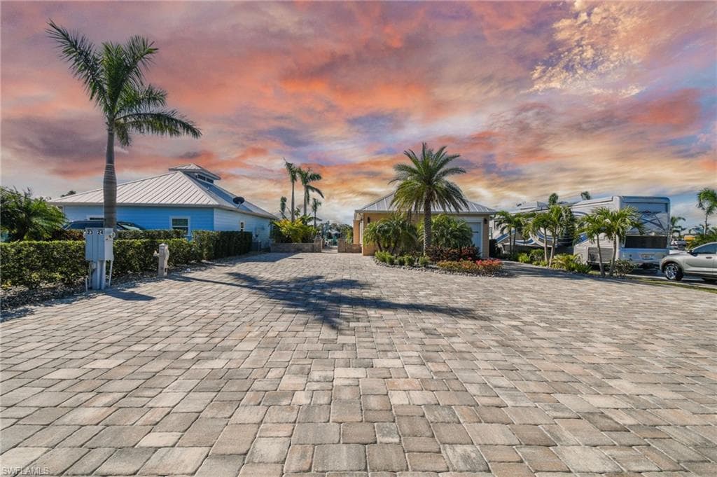 8323 SW Sand Crane CIR ARCADIA, FL 34269