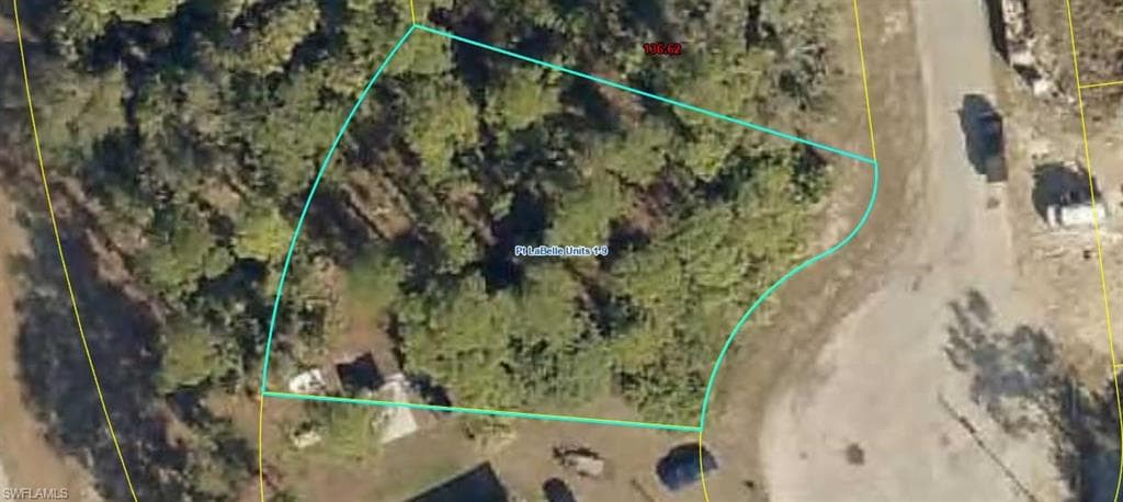 6026 Joy CT LABELLE, FL 33935