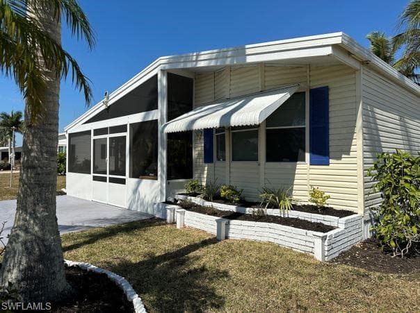 313 Riverwood RD NAPLES, FL 34114