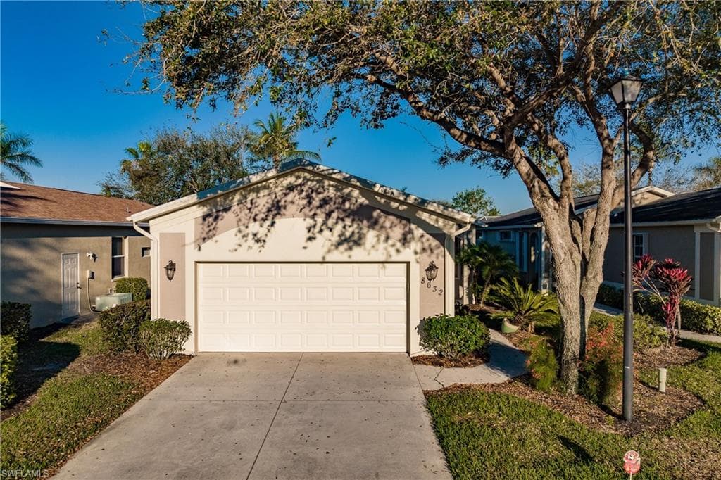 8632 Ibis Cove CIR NAPLES, FL 34119