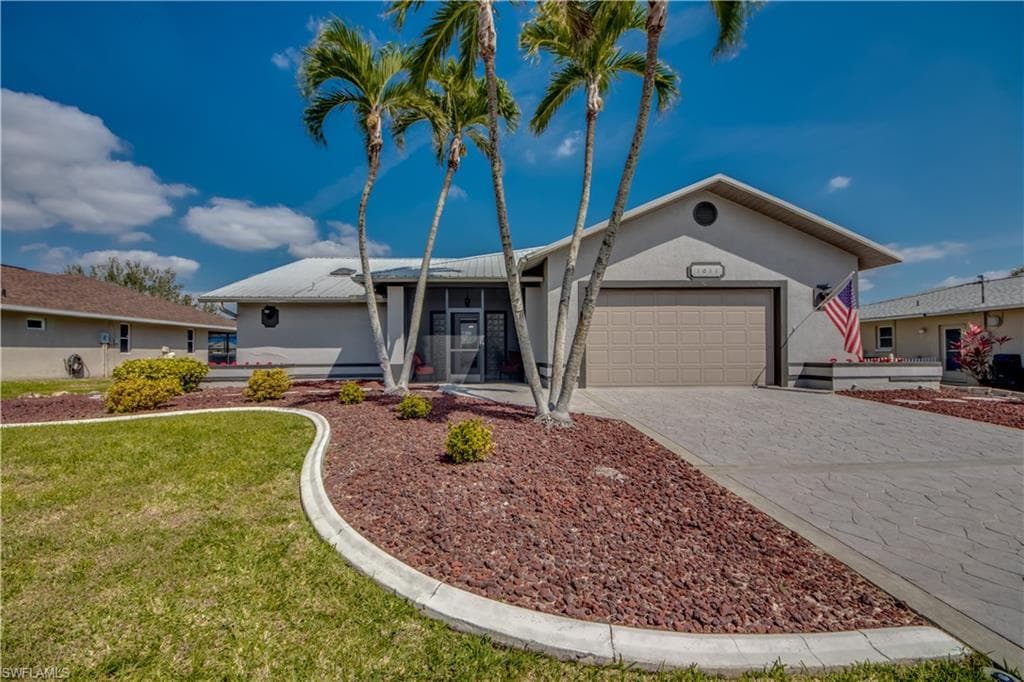 1011 SW 4th AVE CAPE CORAL, FL 33991