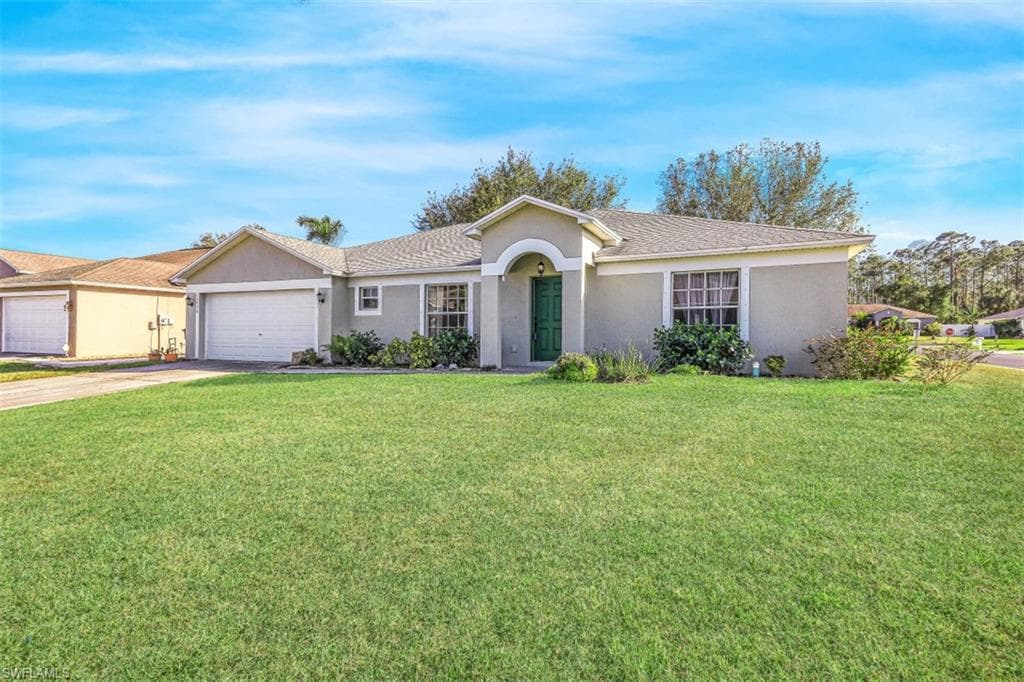 15736 Sunny Crest LN FORT MYERS, FL 33905