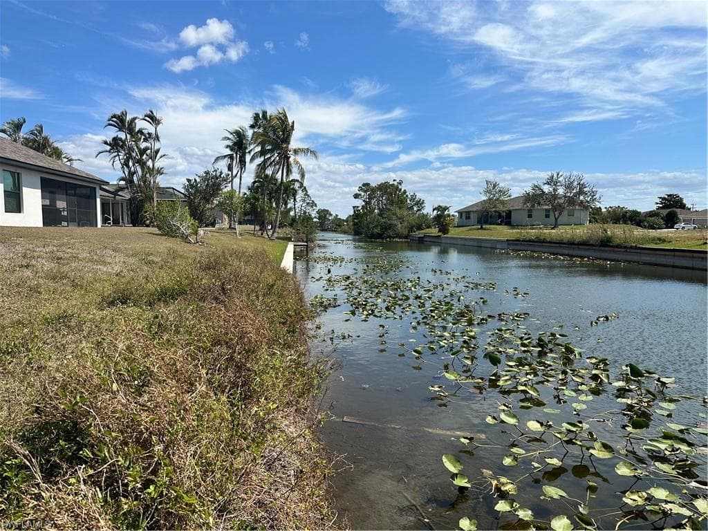 710 SW 15th ST CAPE CORAL, FL 33991