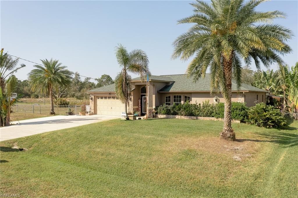 6560 Arbor AVE FORT MYERS, FL 33905