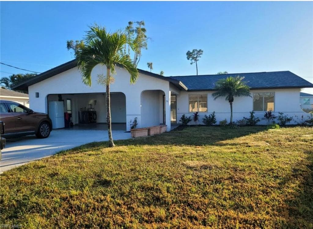 18041 Laurel Valley RD FORT MYERS, FL 33967