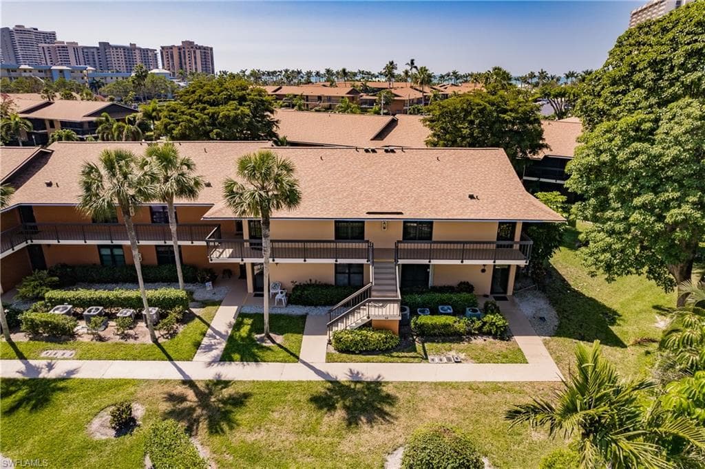 58 Manor TER 8-201 MARCO ISLAND, FL 34145