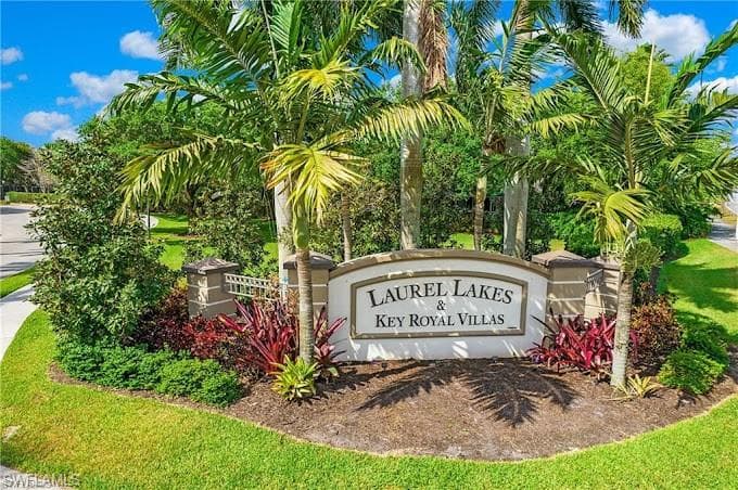 8300 Laurel Lakes BLVD NAPLES, FL 34119