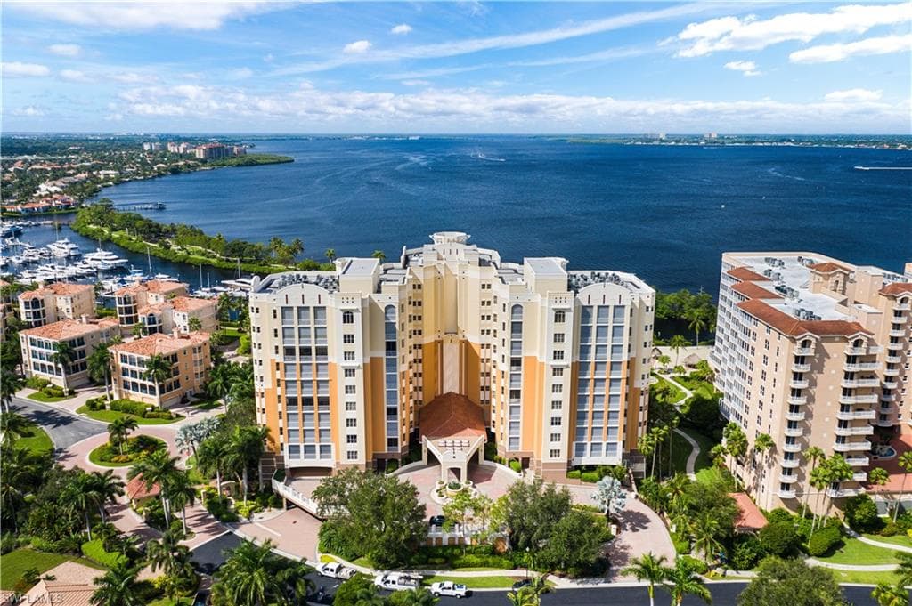 14270 Royal Harbour CT 322 FORT MYERS, FL 33908