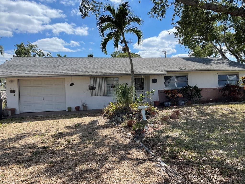 4791 Palmetto TER ESTERO, FL 33928