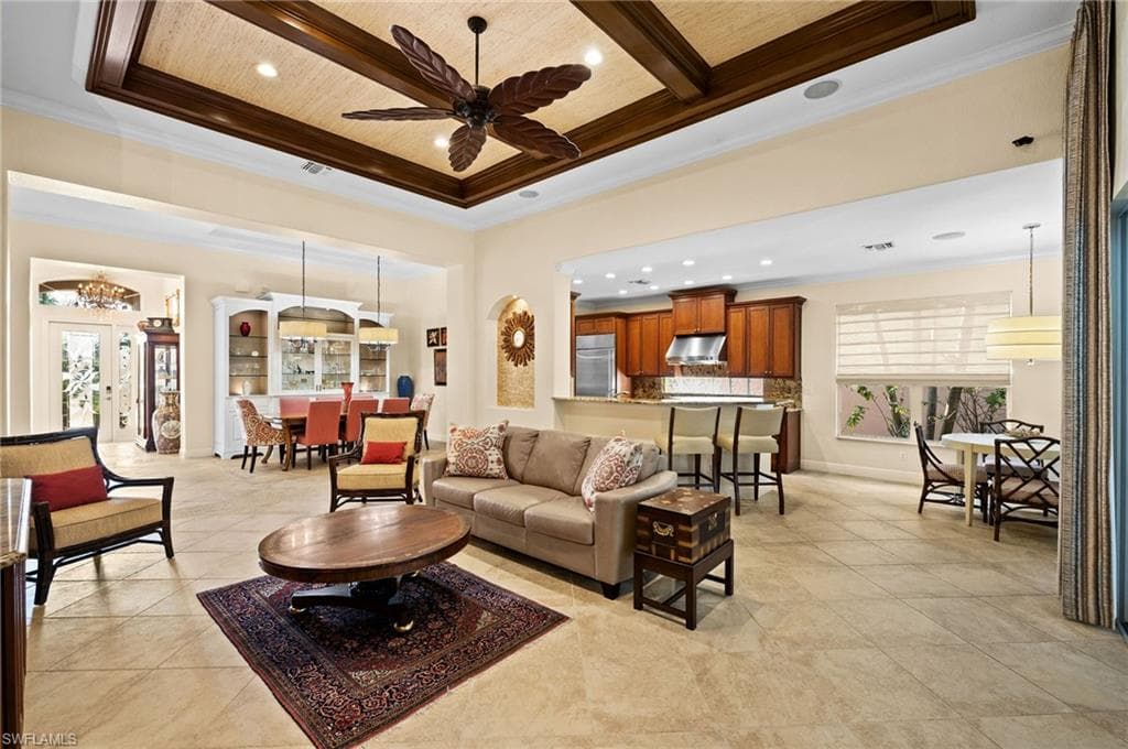 7667 Martino CIR NAPLES, FL 34112