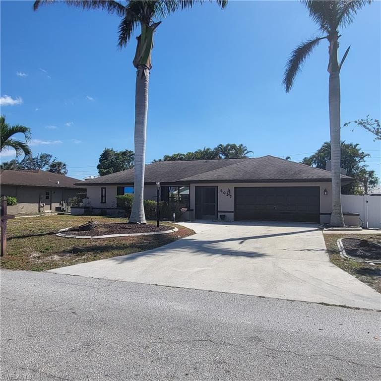 6037 Macbeth LN FORT MYERS, FL 33908