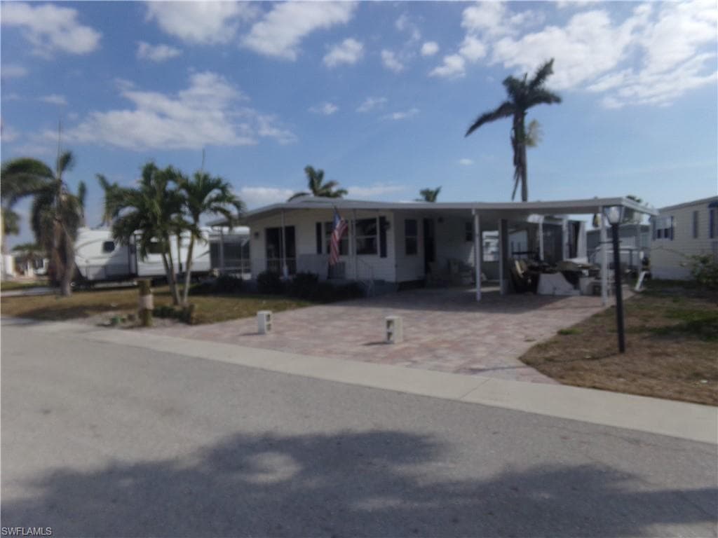 11291 Bougainvillea LN FORT MYERS BEACH, FL 33931