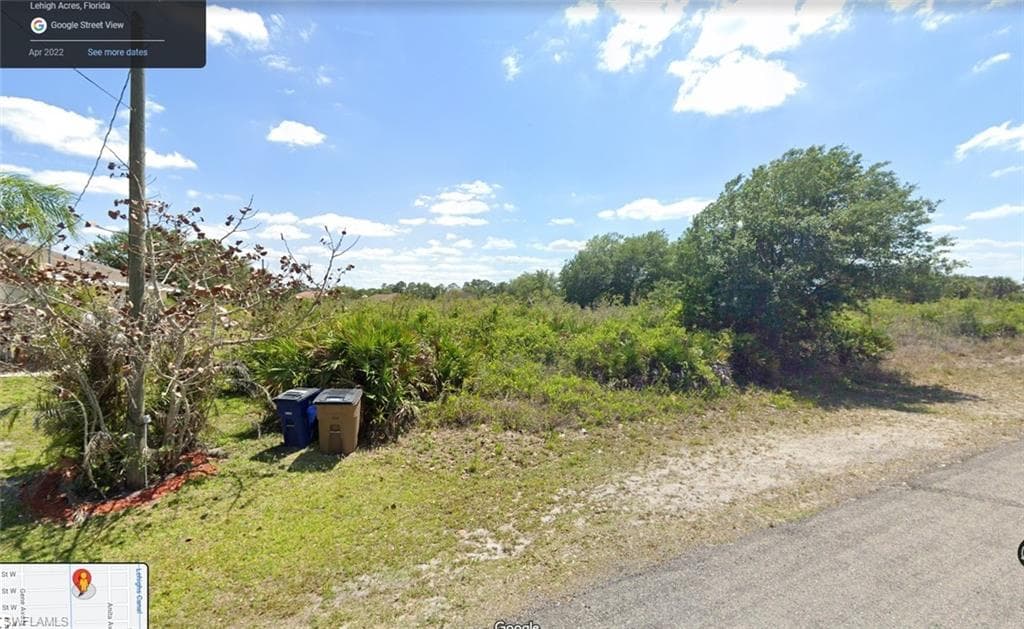 2519 57th ST W LEHIGH ACRES, FL 33971