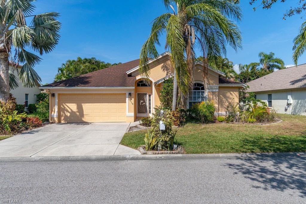 22118 Seashore CIR ESTERO, FL 33928