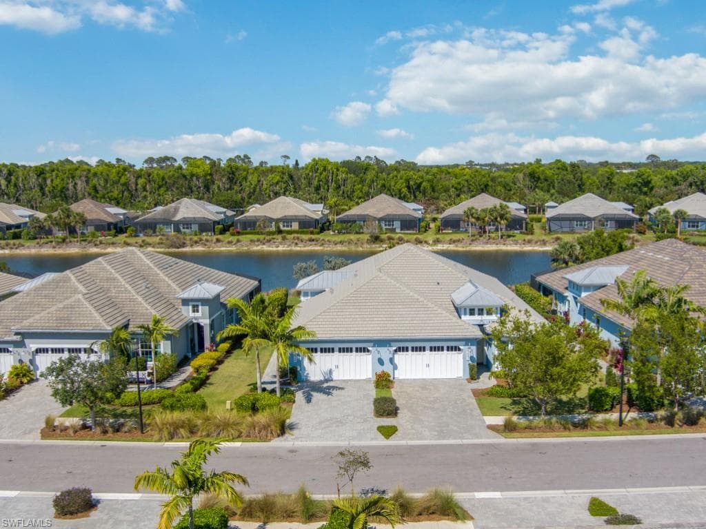 5697 Highbourne DR NAPLES, FL 34113