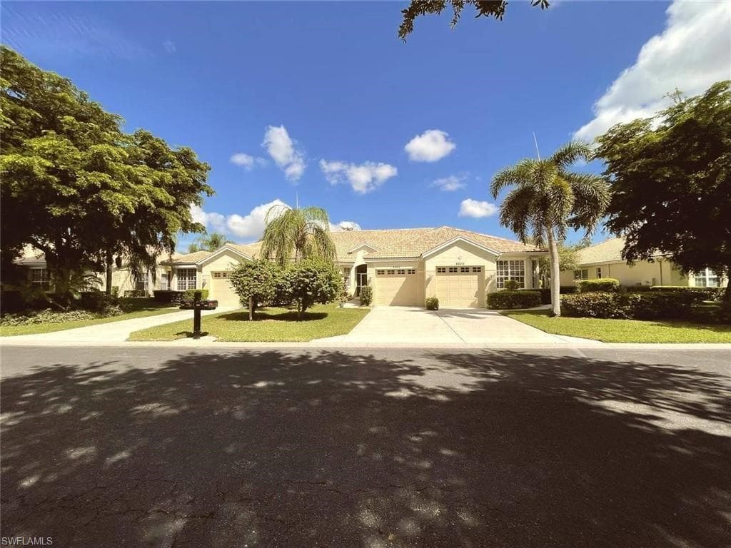 8778 Stockbridge DR 102 FORT MYERS, FL 33908