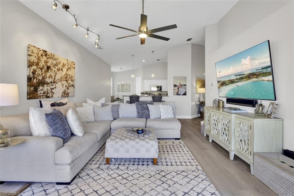 6305 Wilshire Pines CIR 5-508 NAPLES, FL 34109